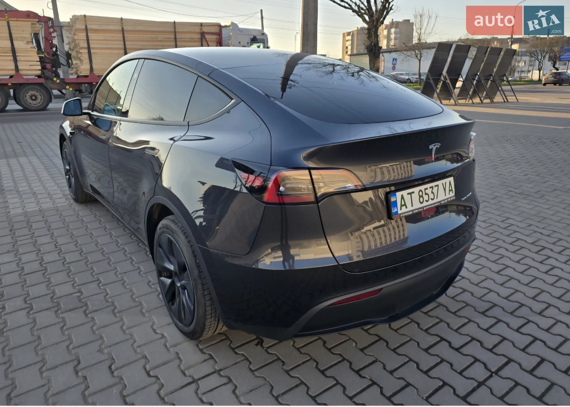 2024 Tesla Model Y - мініатюра 12