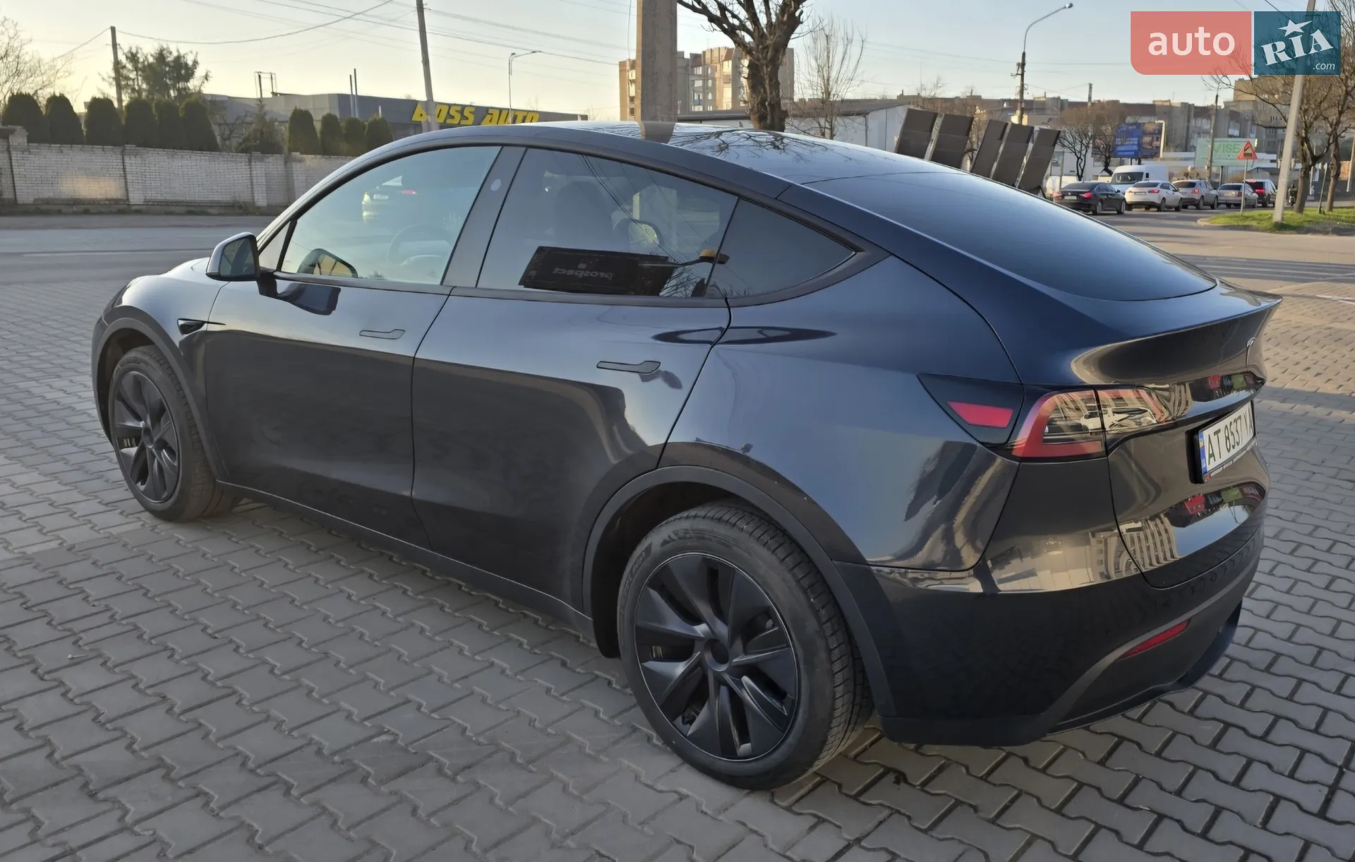 2024 Tesla Model Y - мініатюра 14