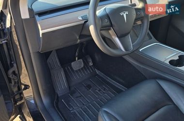 Внедорожник / Кроссовер Tesla Model Y 2024 в Ивано-Франковске