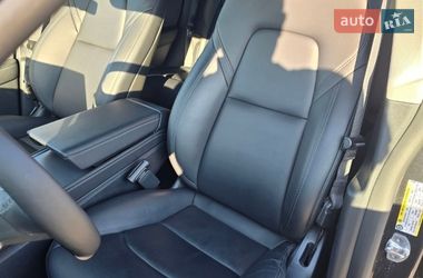 Внедорожник / Кроссовер Tesla Model Y 2024 в Ивано-Франковске