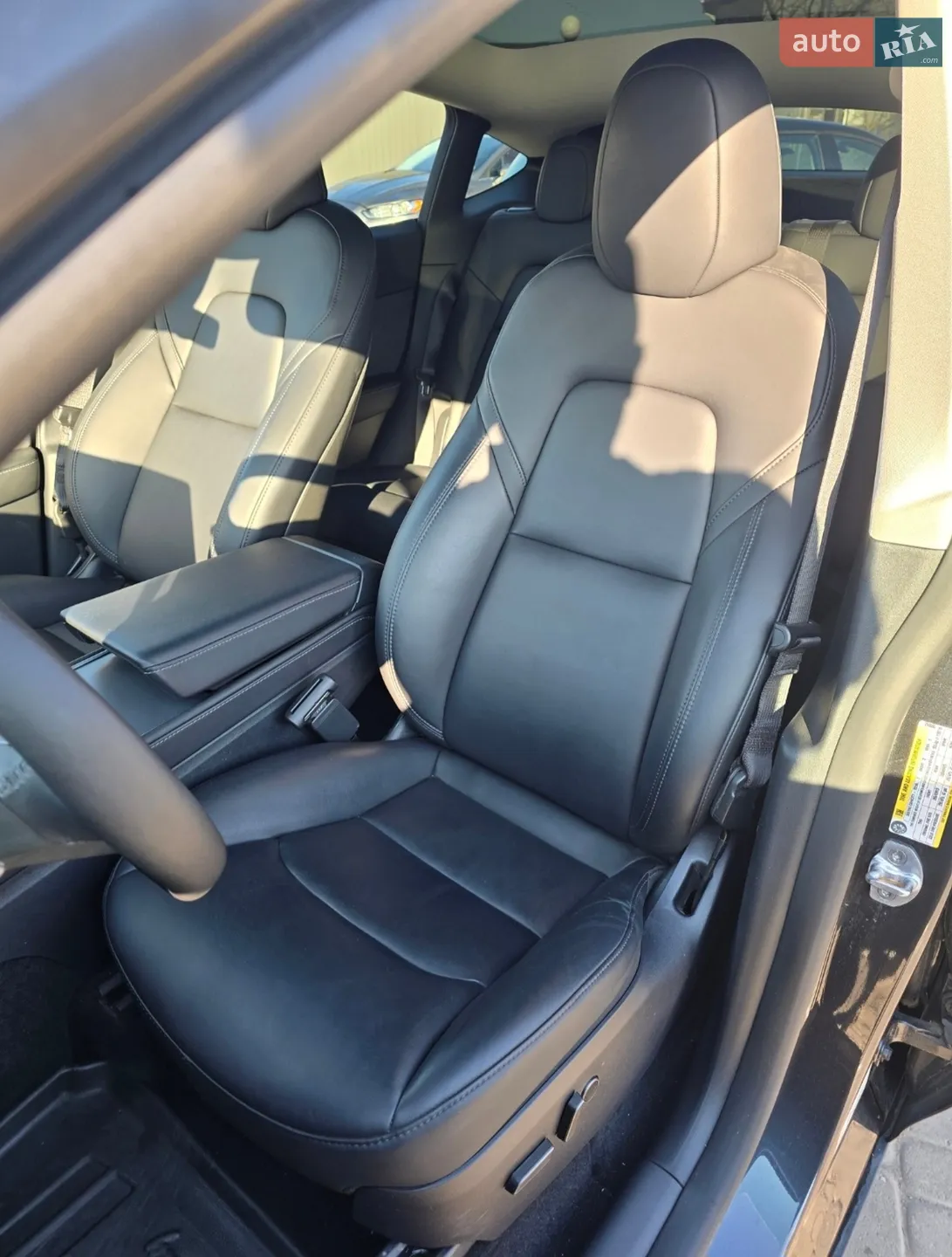 2024 Tesla Model Y - мініатюра 21