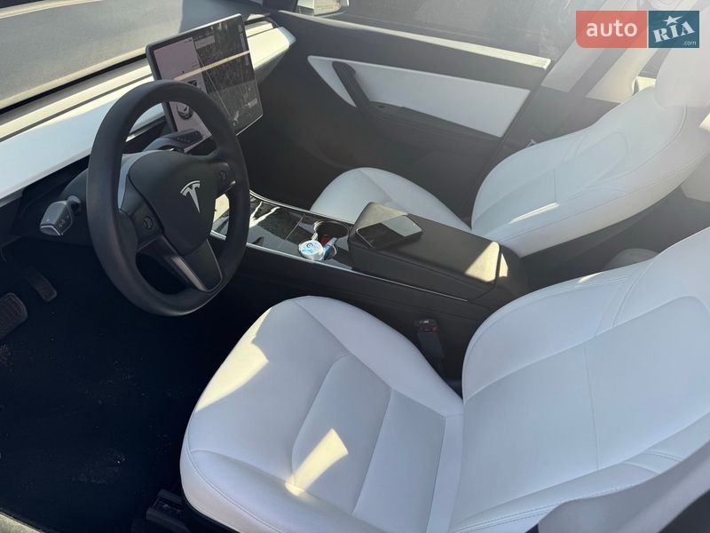 Внедорожник / Кроссовер Tesla Model Y 2020 в Ивано-Франковске