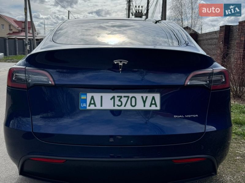 Внедорожник / Кроссовер Tesla Model Y 2022 в Киеве