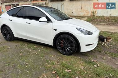 Внедорожник / Кроссовер Tesla Model Y 2022 в Сумах