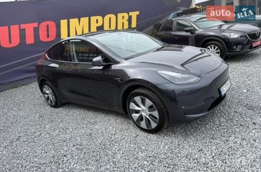 Внедорожник / Кроссовер Tesla Model Y 2024 в Стрые