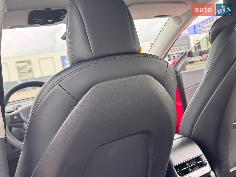 Внедорожник / Кроссовер Tesla Model Y 2022 в Киеве