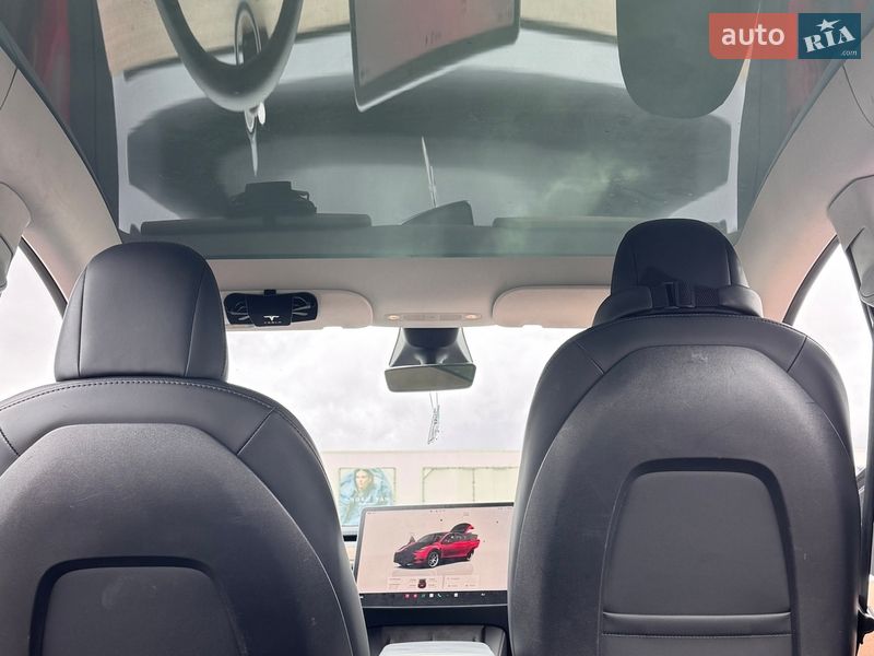 Позашляховик / Кросовер Tesla Model Y 2022 в Києві