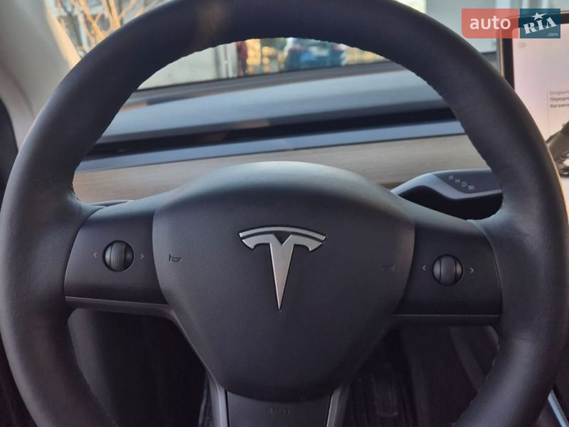 Внедорожник / Кроссовер Tesla Model Y 2020 в Львове