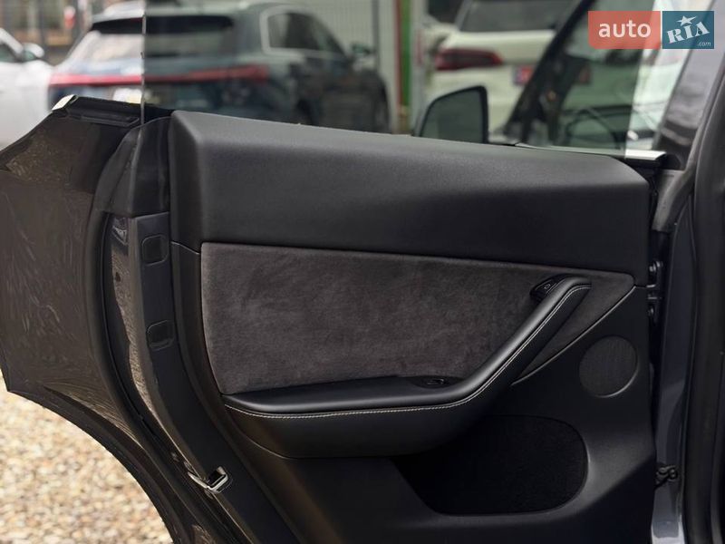 Внедорожник / Кроссовер Tesla Model Y 2023 в Стрые фото 30 Внедорожник / Кроссовер Tesla Model Y 2023 в Стрые