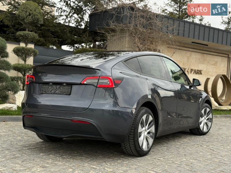 Позашляховик / Кросовер Tesla Model Y 2023 в Львові фото 15 Позашляховик / Кросовер Tesla Model Y 2023 в Львові