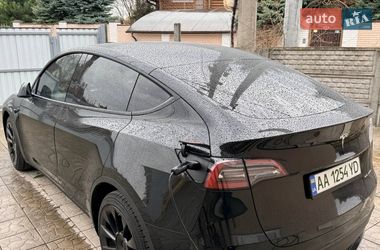 Позашляховик / Кросовер Tesla Model Y 2023 в Києві