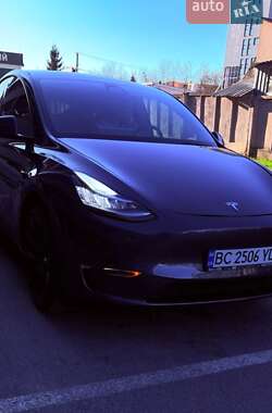 Позашляховик / Кросовер Tesla Model Y 2022 в Львові
