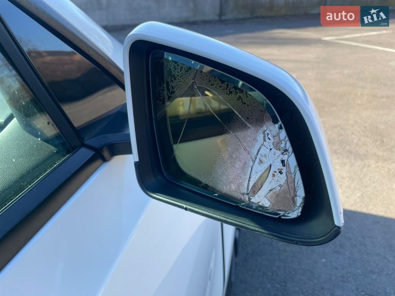 Позашляховик / Кросовер Tesla Model Y 2024 в Рівному