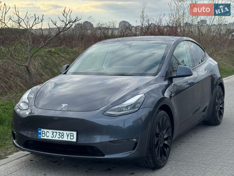 Tesla Model Y 2022