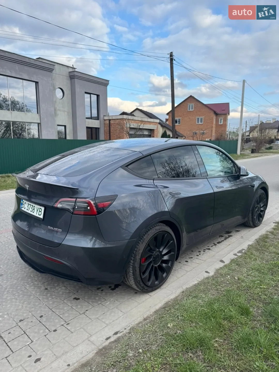 2022 Tesla Model Y - мініатюра 4
