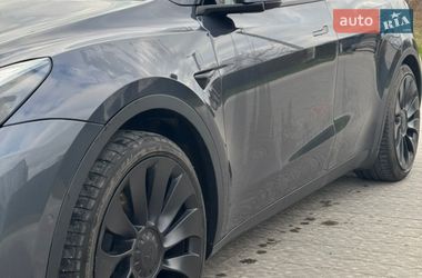 Внедорожник / Кроссовер Tesla Model Y 2022 в Львове