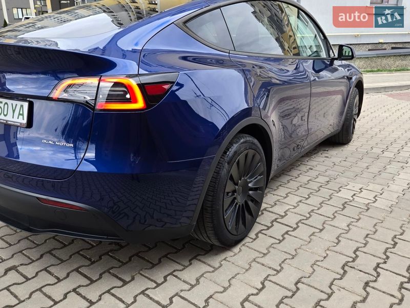Позашляховик / Кросовер Tesla Model Y 2023 в Івано-Франківську фото 3 Позашляховик / Кросовер Tesla Model Y 2023 в Івано-Франківську