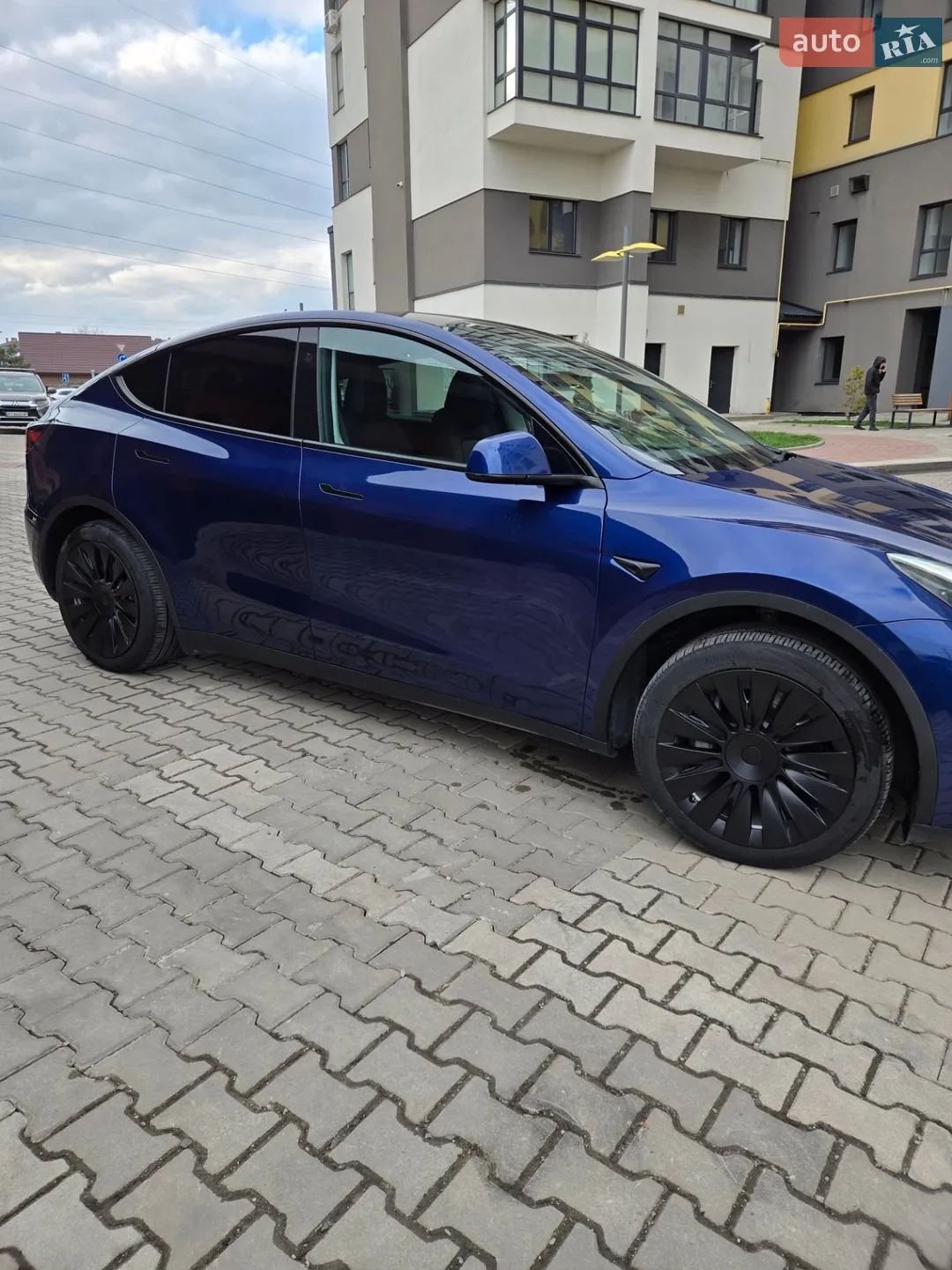 2023 Tesla Model Y - мініатюра 2