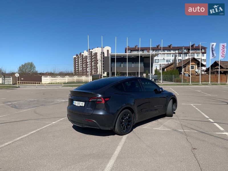 Внедорожник / Кроссовер Tesla Model Y 2024 в Киеве