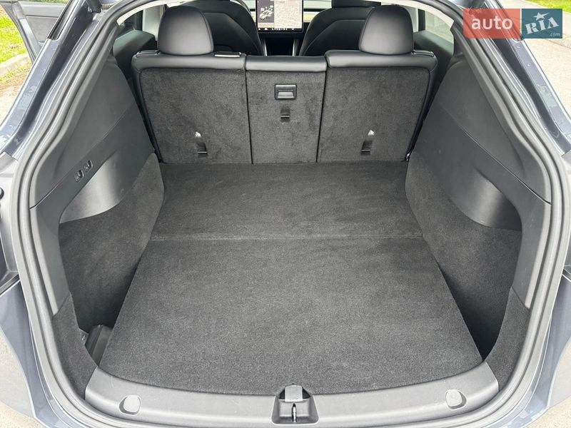 Внедорожник / Кроссовер Tesla Model Y 2021 в Днепре