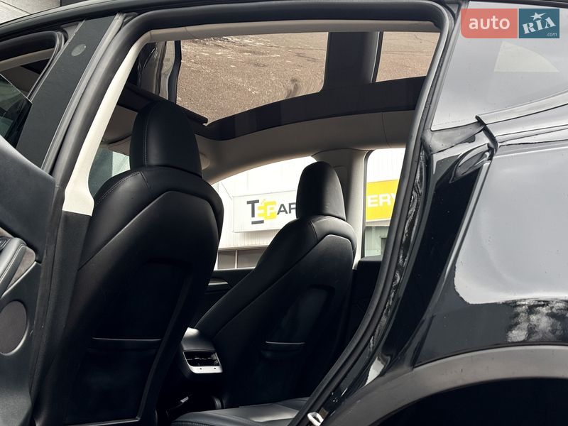 Внедорожник / Кроссовер Tesla Model Y 2023 в Киеве фото 15 Внедорожник / Кроссовер Tesla Model Y 2023 в Киеве