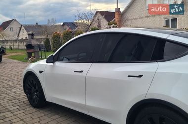 Внедорожник / Кроссовер Tesla Model Y 2020 в Львове