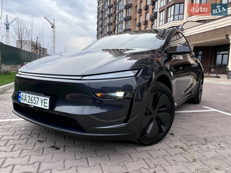 Внедорожник / Кроссовер Tesla Model Y 2025 в Софиевской Борщаговке