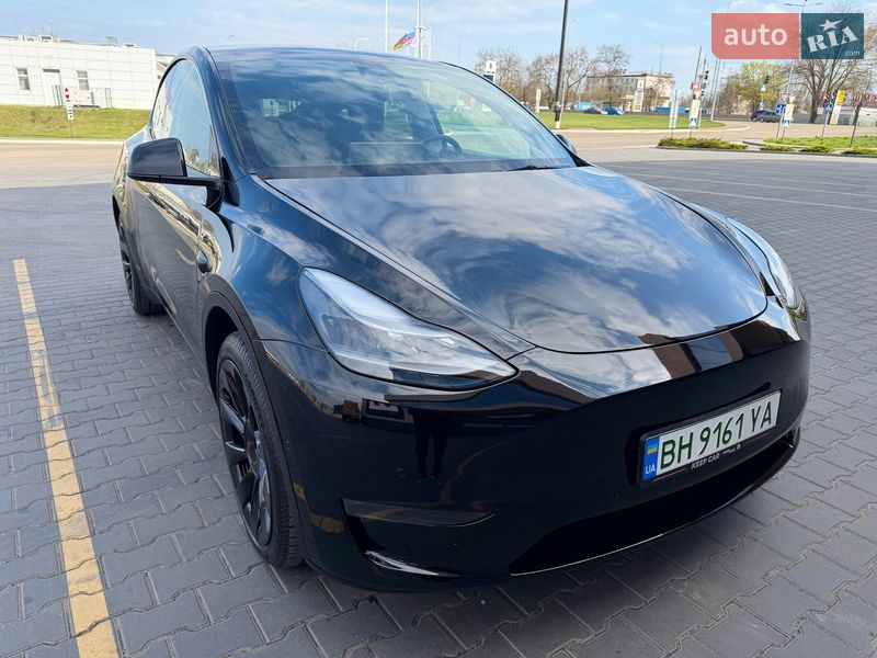 Внедорожник / Кроссовер Tesla Model Y 2023 в Одессе