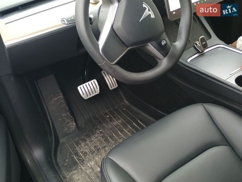 Внедорожник / Кроссовер Tesla Model Y 2022 в Львове