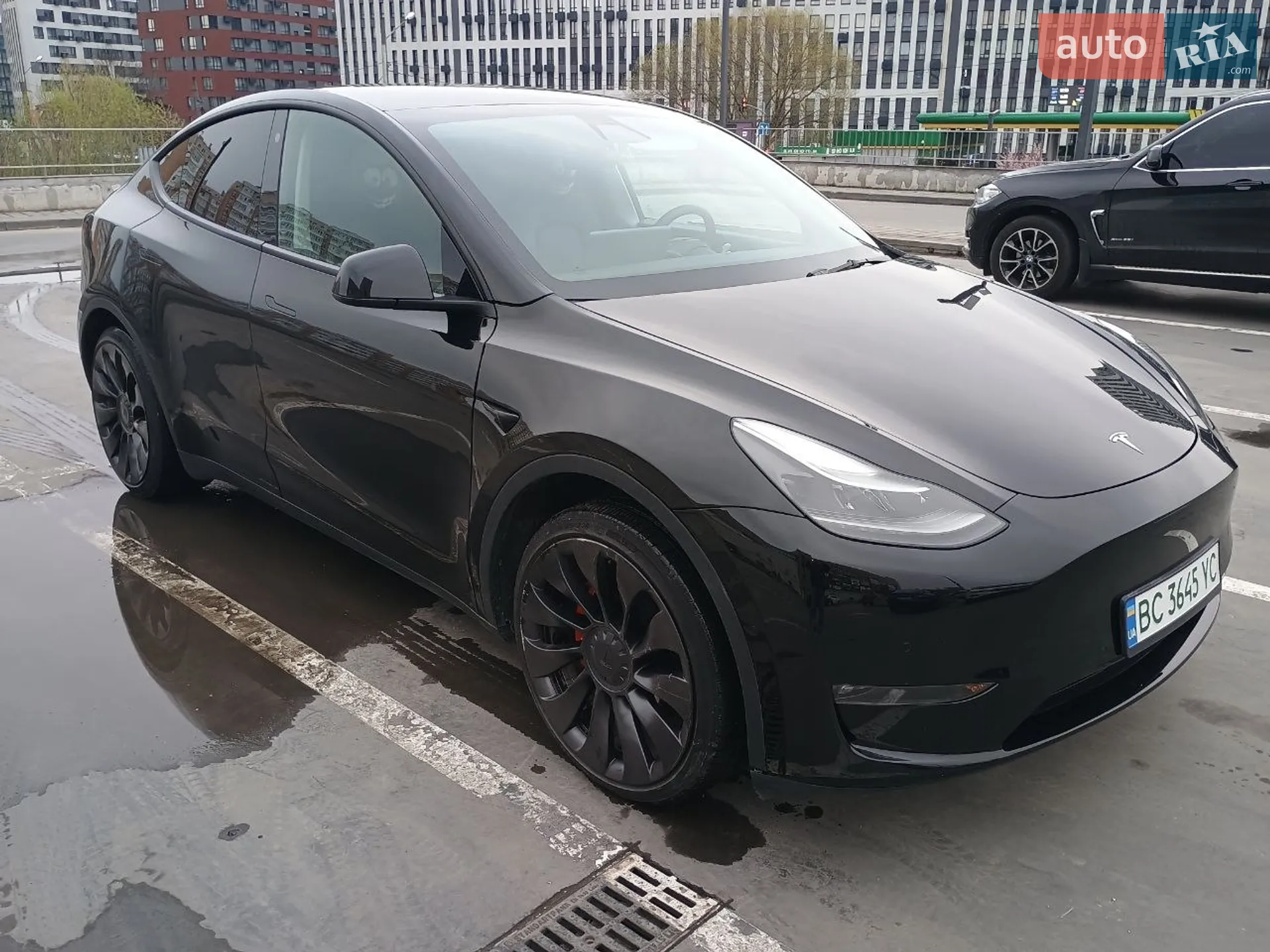 2022 Tesla Model Y - мініатюра 3