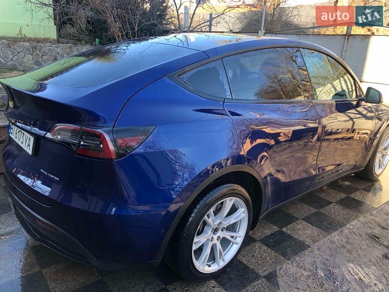 Позашляховик / Кросовер Tesla Model Y 2022 в Кременчуці фото 6 Позашляховик / Кросовер Tesla Model Y 2022 в Кременчуці