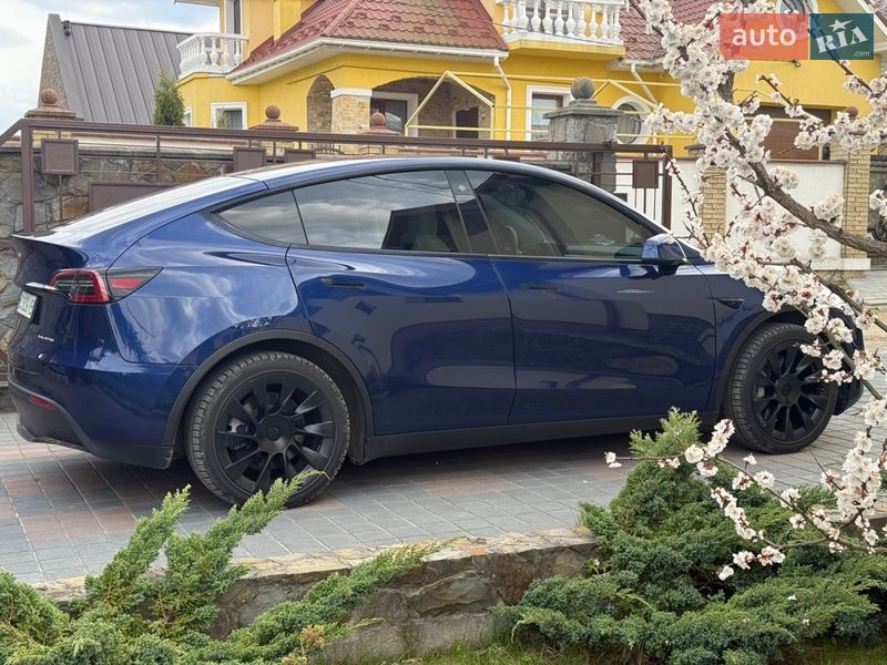 Позашляховик / Кросовер Tesla Model Y 2022 в Трускавці фото 6 Позашляховик / Кросовер Tesla Model Y 2022 в Трускавці