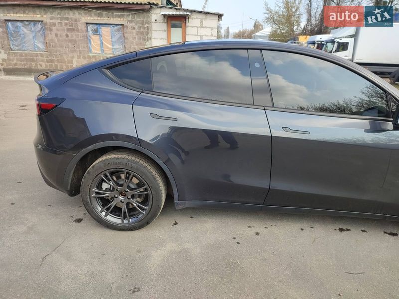 Внедорожник / Кроссовер Tesla Model Y 2024 в Киеве фото 3 Внедорожник / Кроссовер Tesla Model Y 2024 в Киеве