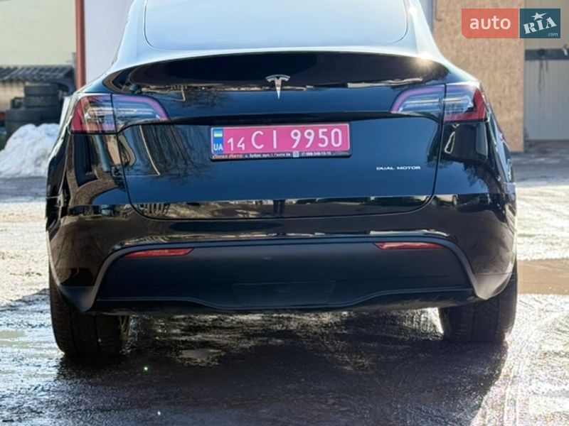 Внедорожник / Кроссовер Tesla Model Y 2024 в Львове