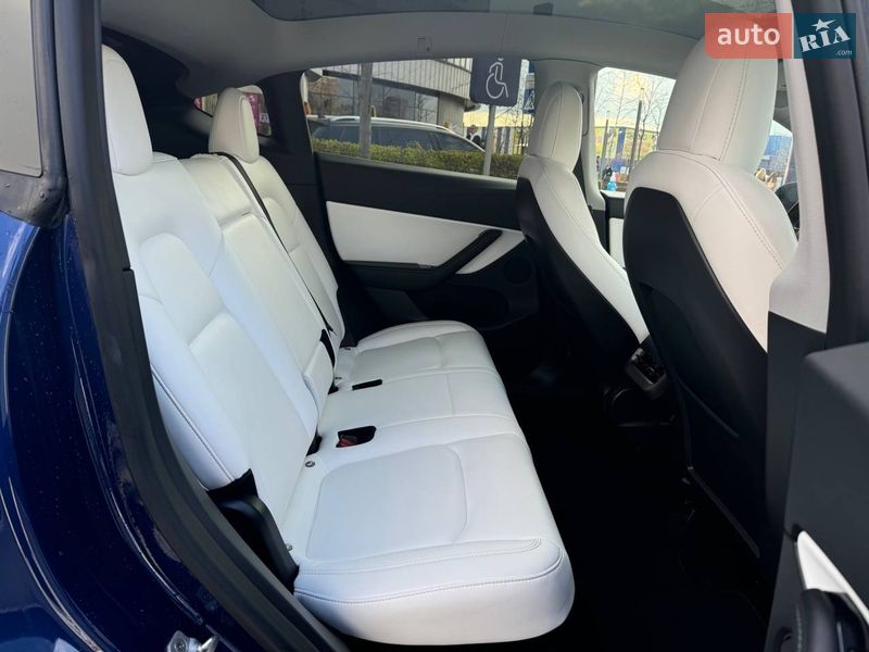 Позашляховик / Кросовер Tesla Model Y 2020 в Києві