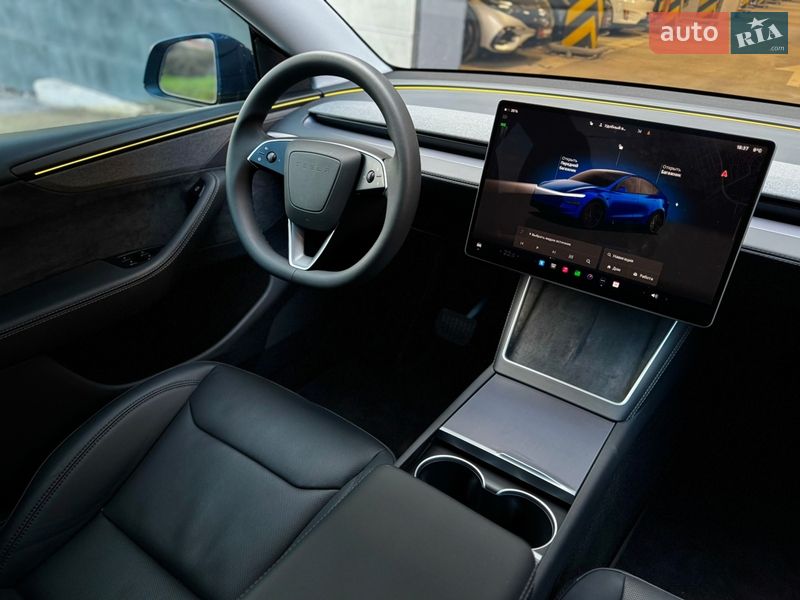 Позашляховик / Кросовер Tesla Model Y 2025 в Харкові