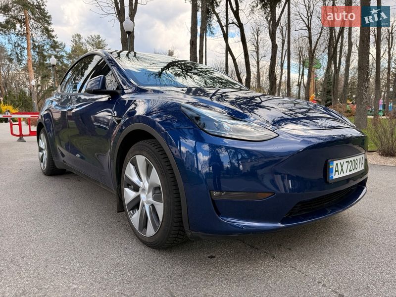 Внедорожник / Кроссовер Tesla Model Y 2023 в Харькове