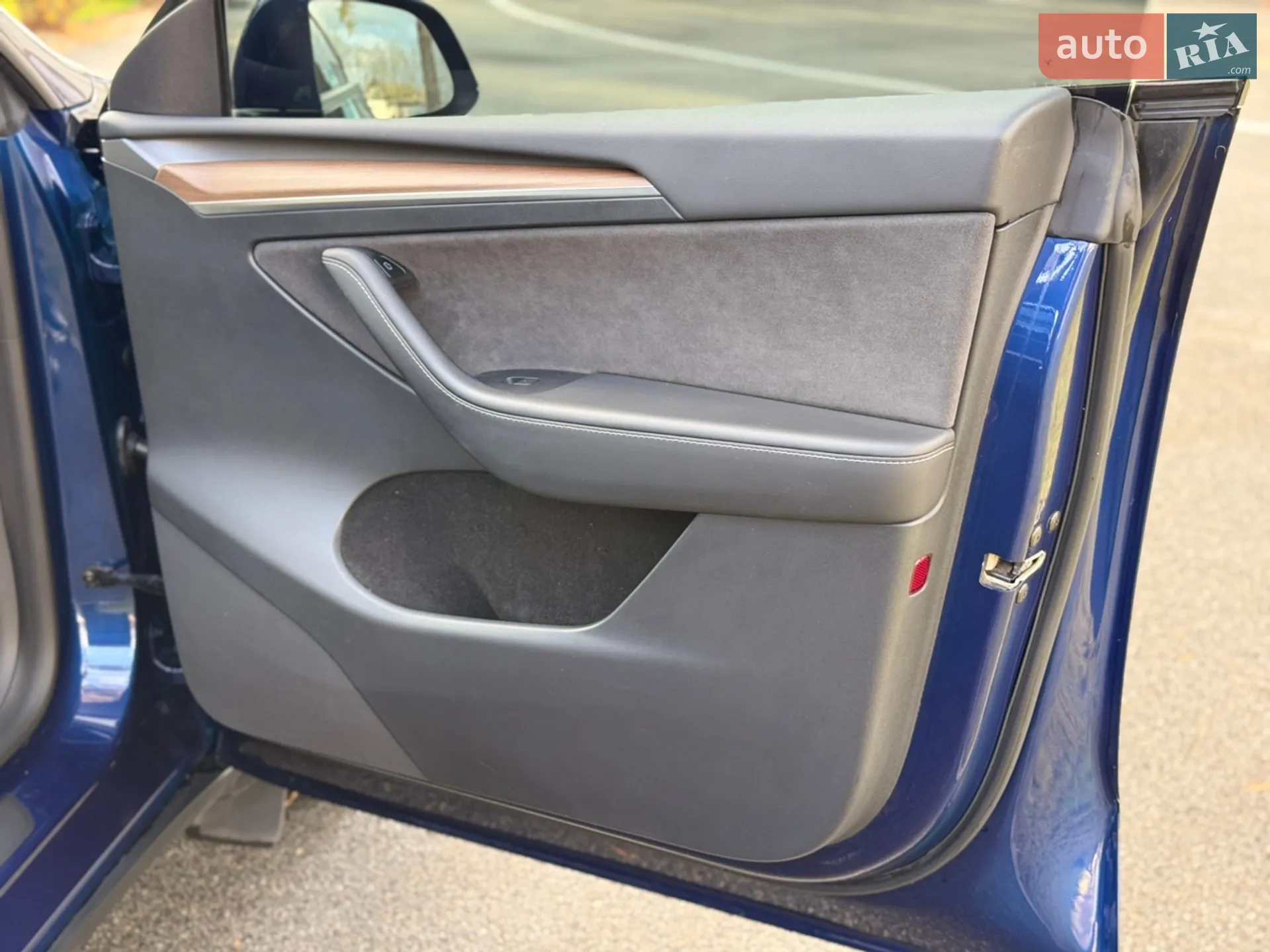 2023 Tesla Model Y - мініатюра 30