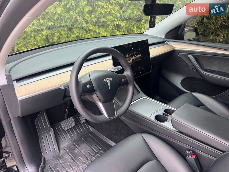 Внедорожник / Кроссовер Tesla Model Y 2023 в Львове фото 13 Внедорожник / Кроссовер Tesla Model Y 2023 в Львове