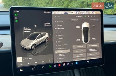 Позашляховик / Кросовер Tesla Model Y 2023 в Львові