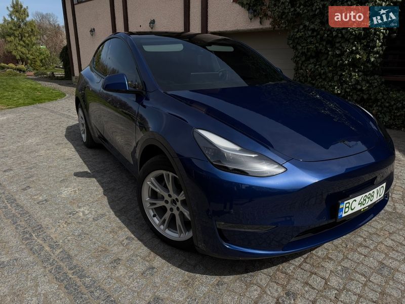 Позашляховик / Кросовер Tesla Model Y 2021 в Львові
