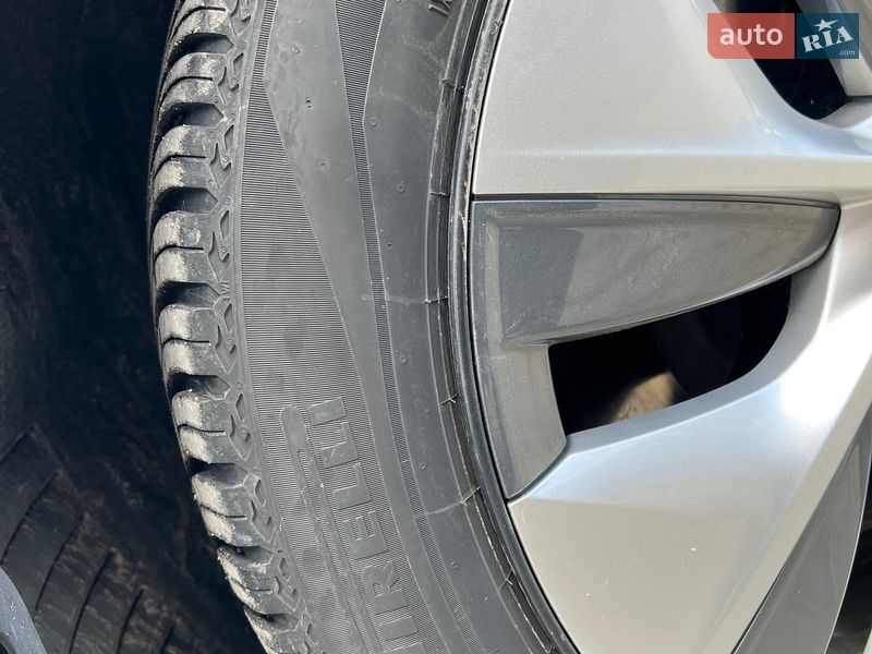 Позашляховик / Кросовер Tesla Model Y 2022 в Кропивницькому