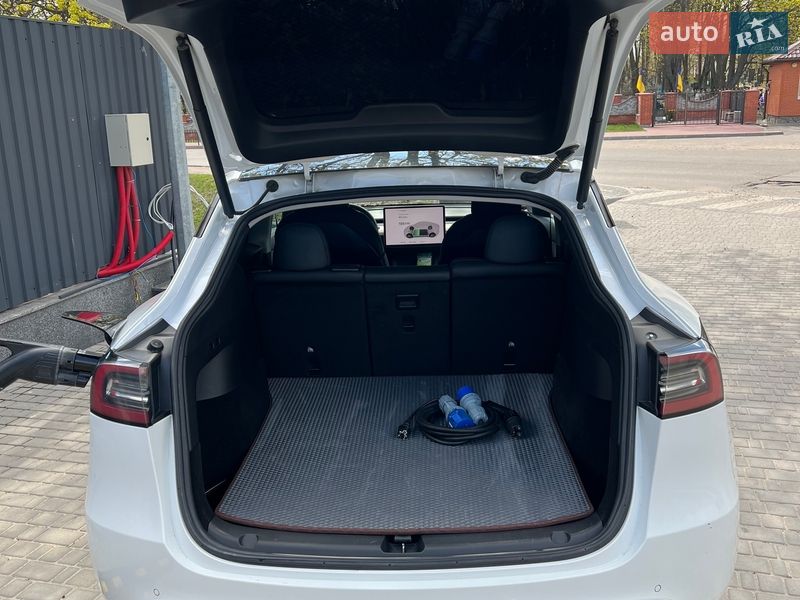 Позашляховик / Кросовер Tesla Model Y 2022 в Кропивницькому