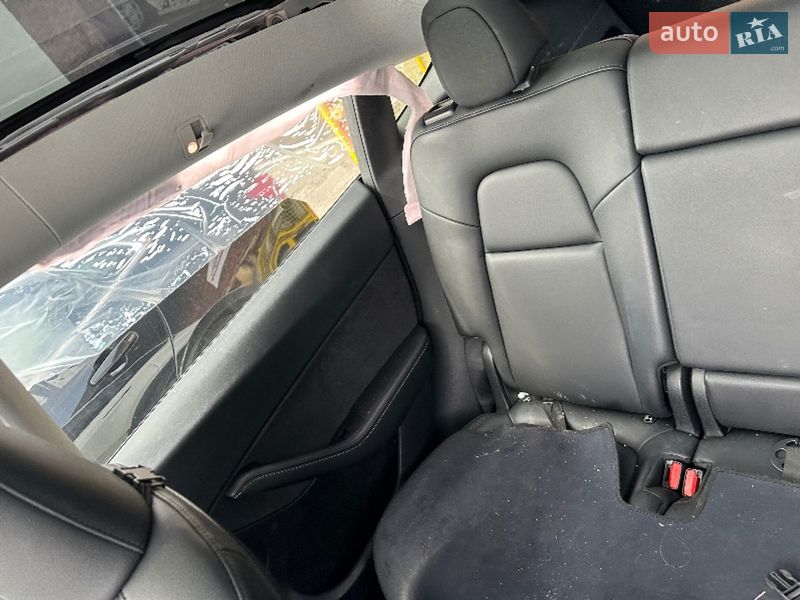 Позашляховик / Кросовер Tesla Model Y 2023 в Києві