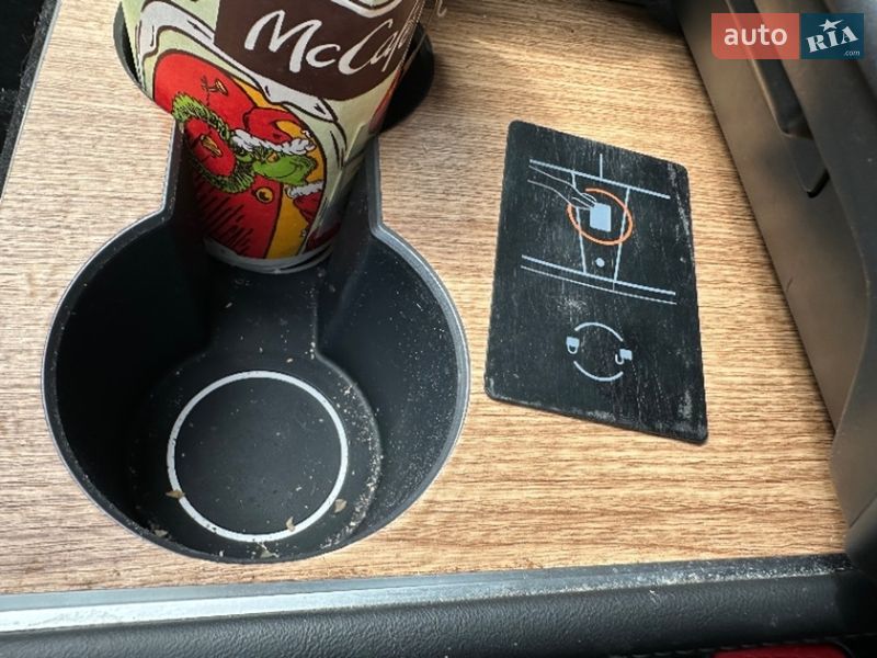 Позашляховик / Кросовер Tesla Model Y 2023 в Києві