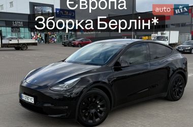 Позашляховик / Кросовер Tesla Model Y 2023 в Києві