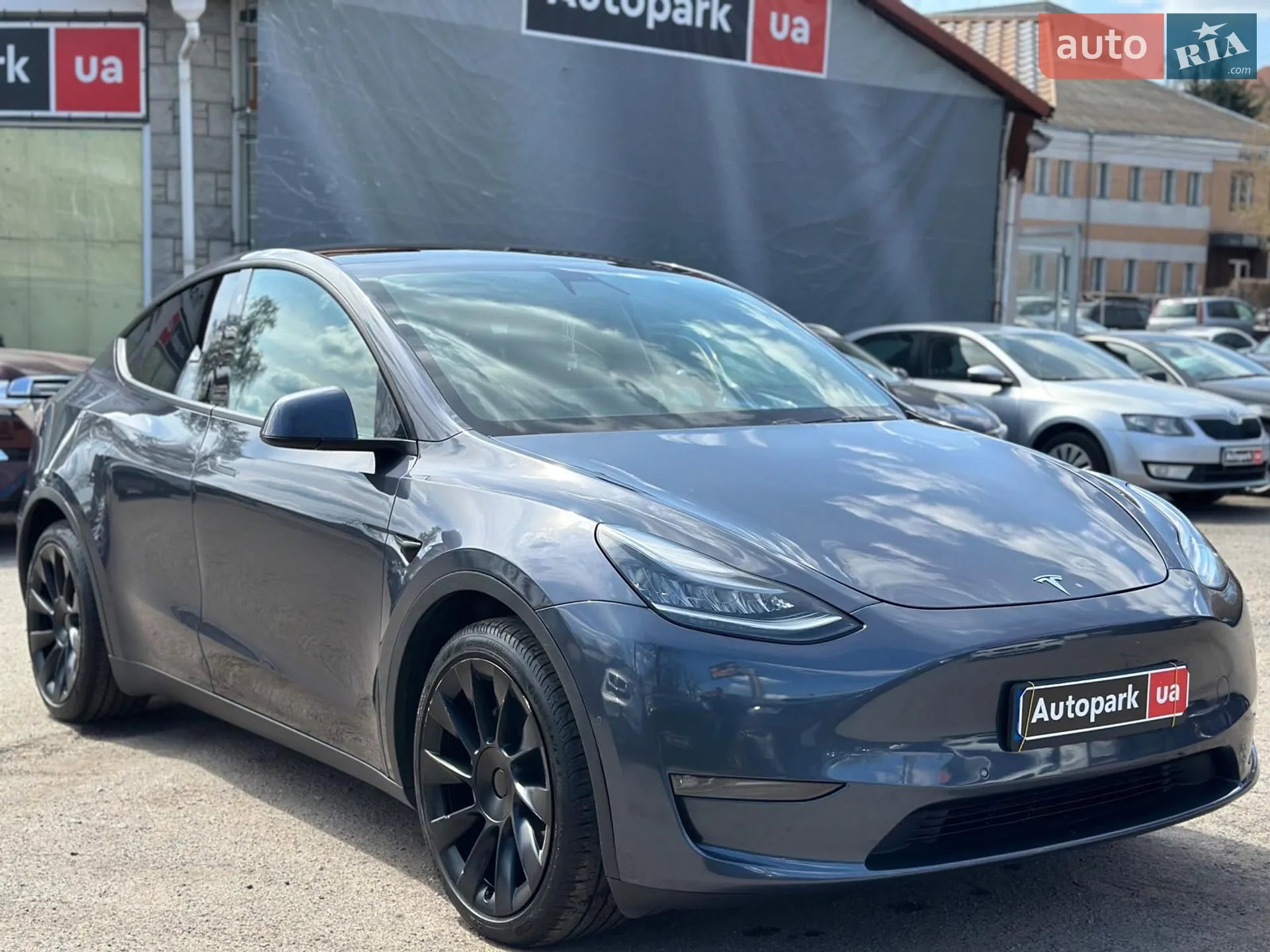 2020 Tesla Model Y - мініатюра 3