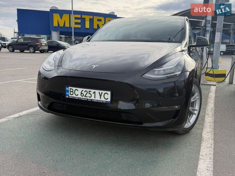 Tesla Model Y 2022 Tesla Model Y 2022