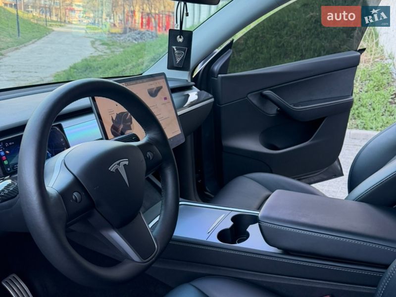 Позашляховик / Кросовер Tesla Model Y 2022 в Києві