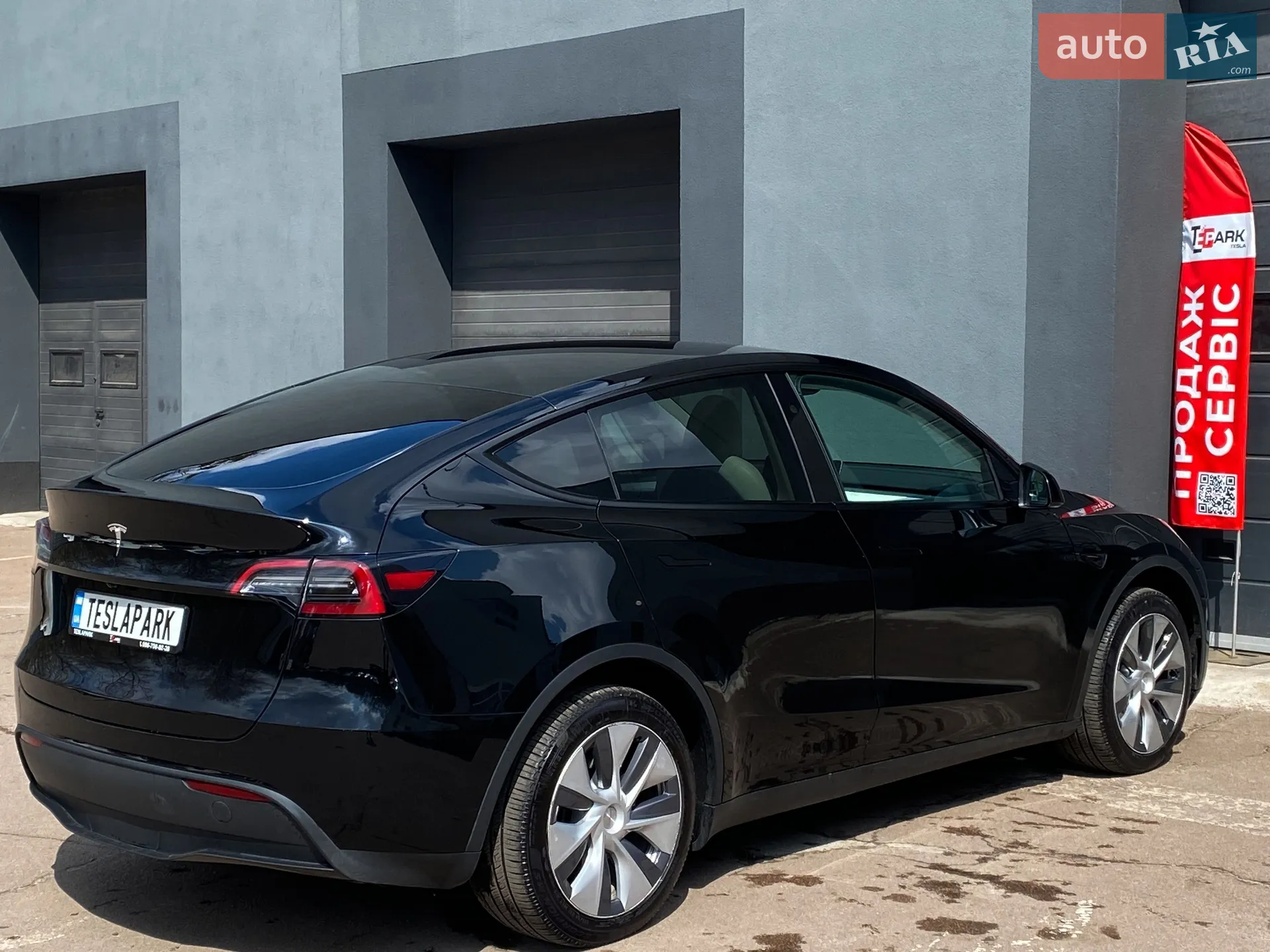 2024 Tesla Model Y - мініатюра 10